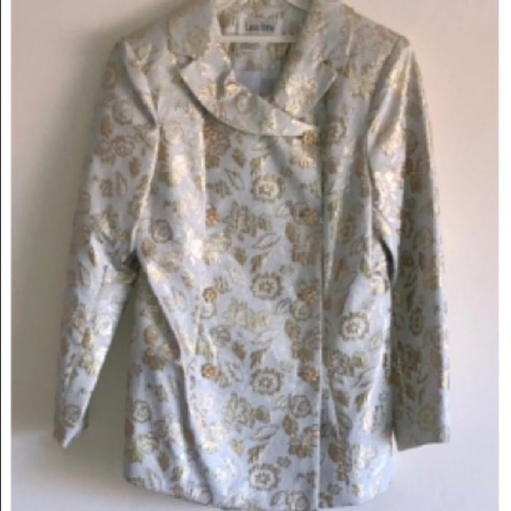 Women’s BEAUTIFUL SUIT Price Drop!!!